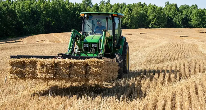 Organic farms avoid toxic inputs, improve soil health, grow clean, sustainable food that supports nature.